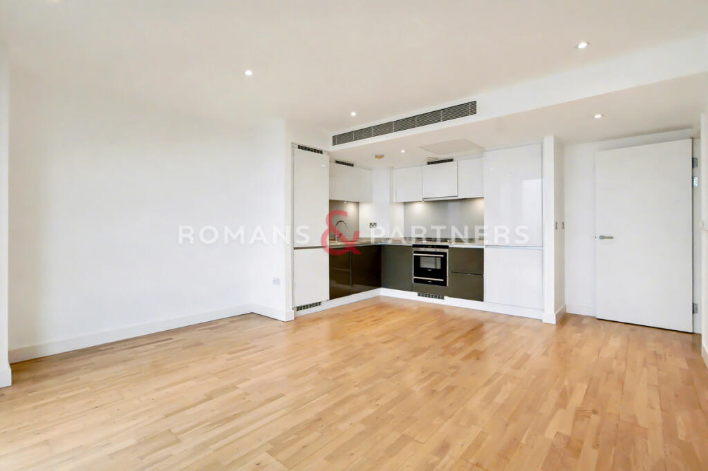 Main image of property: Landmark East, Canary Wharf, E14