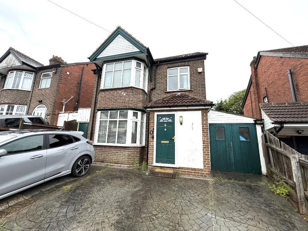 Main image of property: Woodbury Hill, Round Green, Luton, Bedfordshire, LU2 7JP