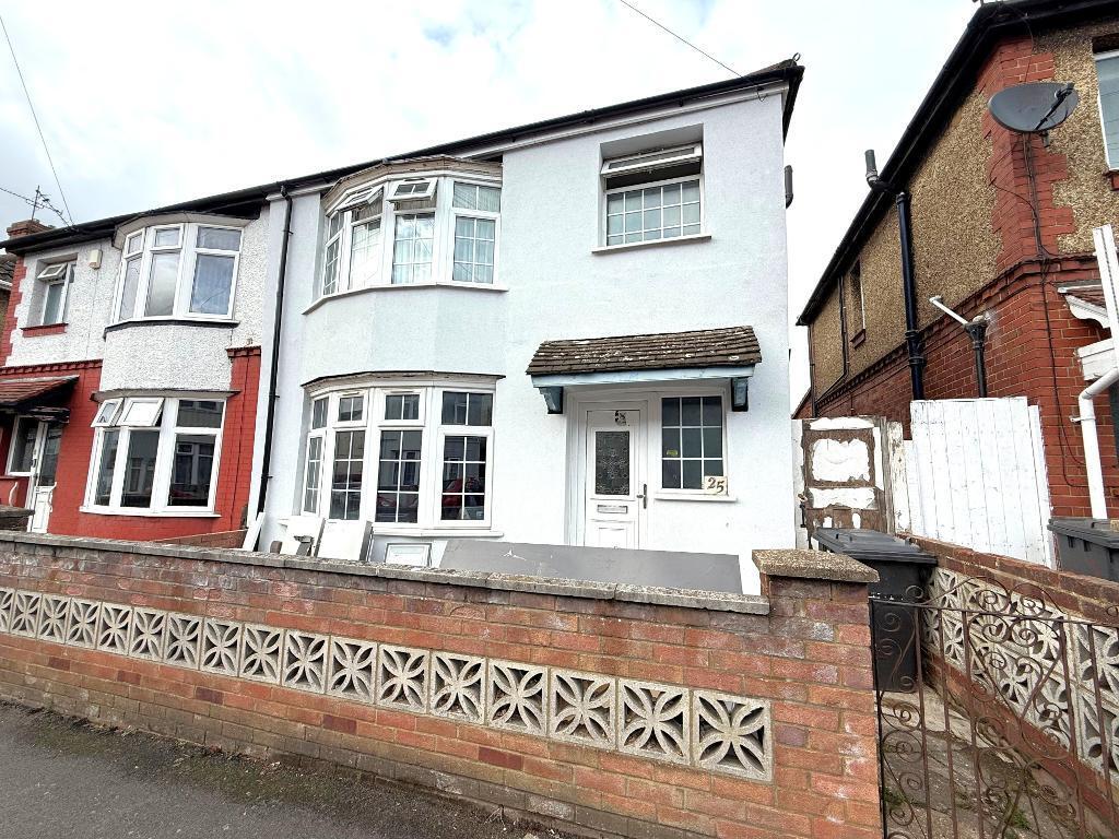 Main image of property: Holland Road, Biscot, Luton, Bedfordshire, LU3 1JJ
