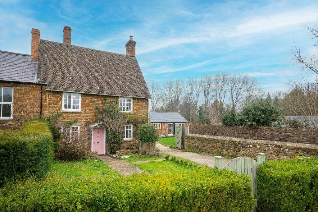 Main image of property: Rose Cottage, New Road, Adderbury, Oxfordshire OX17