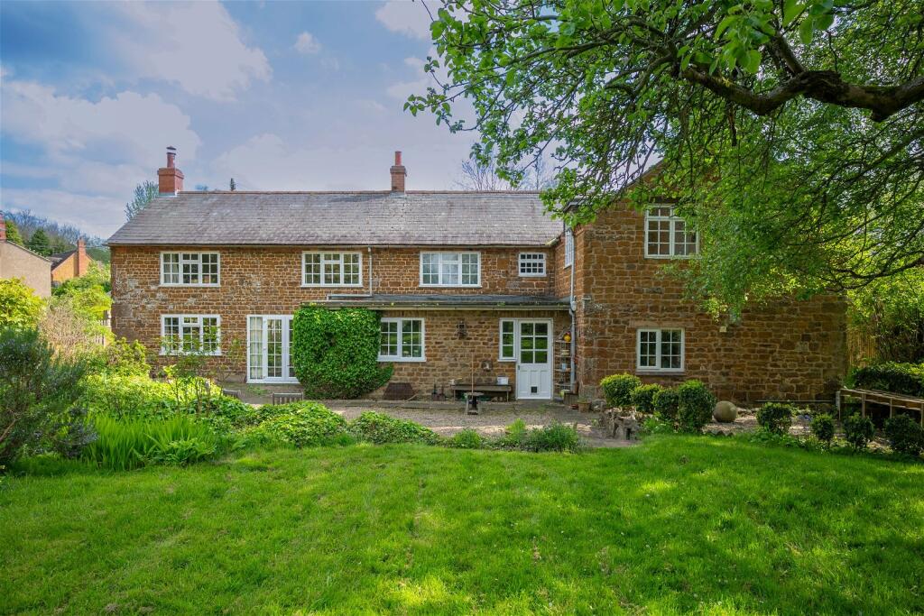 Additional property image - Chapel End, Keys Lane, Priors Marston, CV47