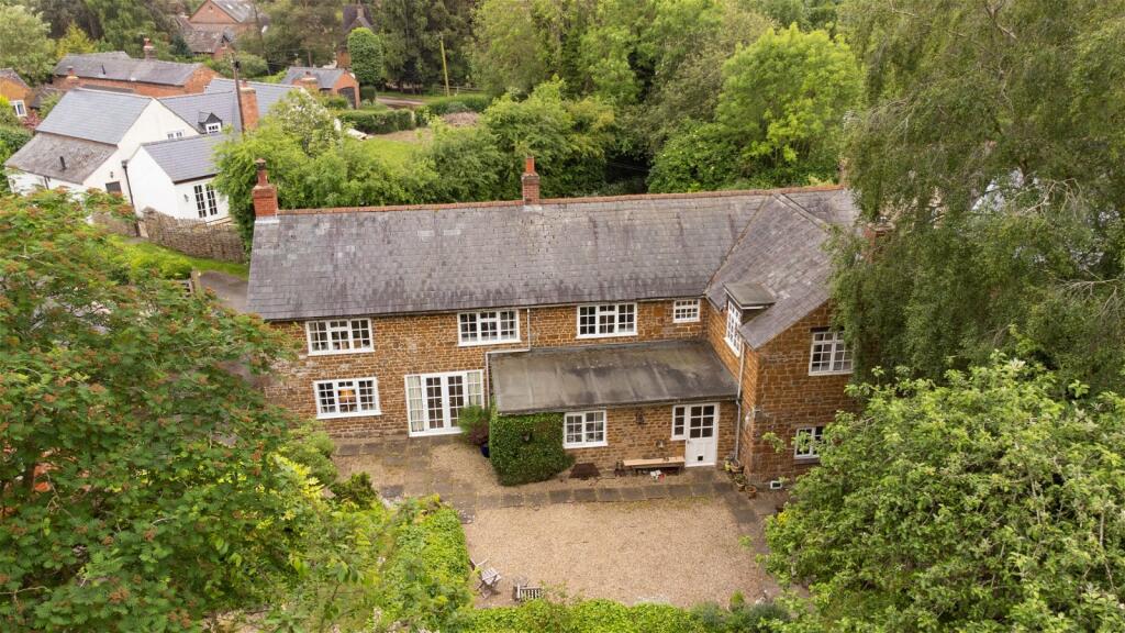 Additional property image - Chapel End, Keys Lane, Priors Marston, CV47