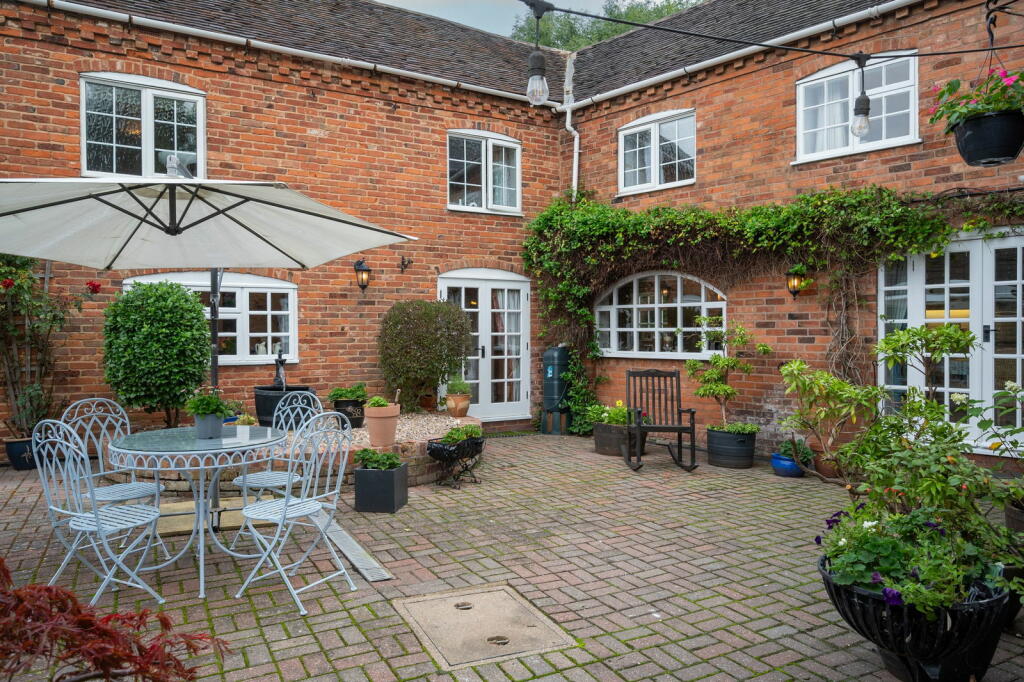 Additional property image - The Old House, Watling Street, Witherley, CV9