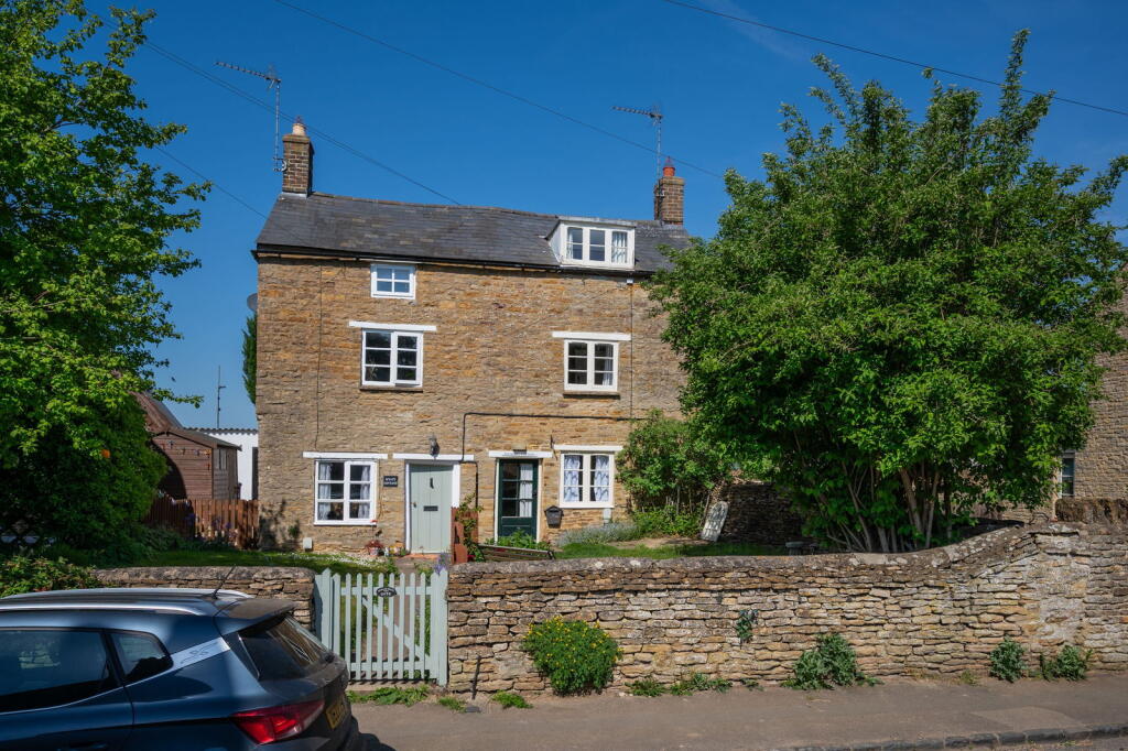 Main image of property: Palmeira Cottage, Charlton OX17