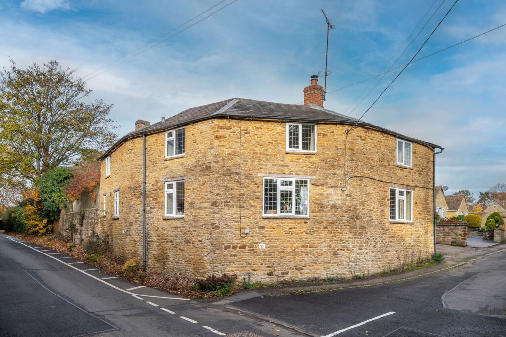 Main image of property: Astrop Road, Kings Sutton, Banbury, Northants OX17