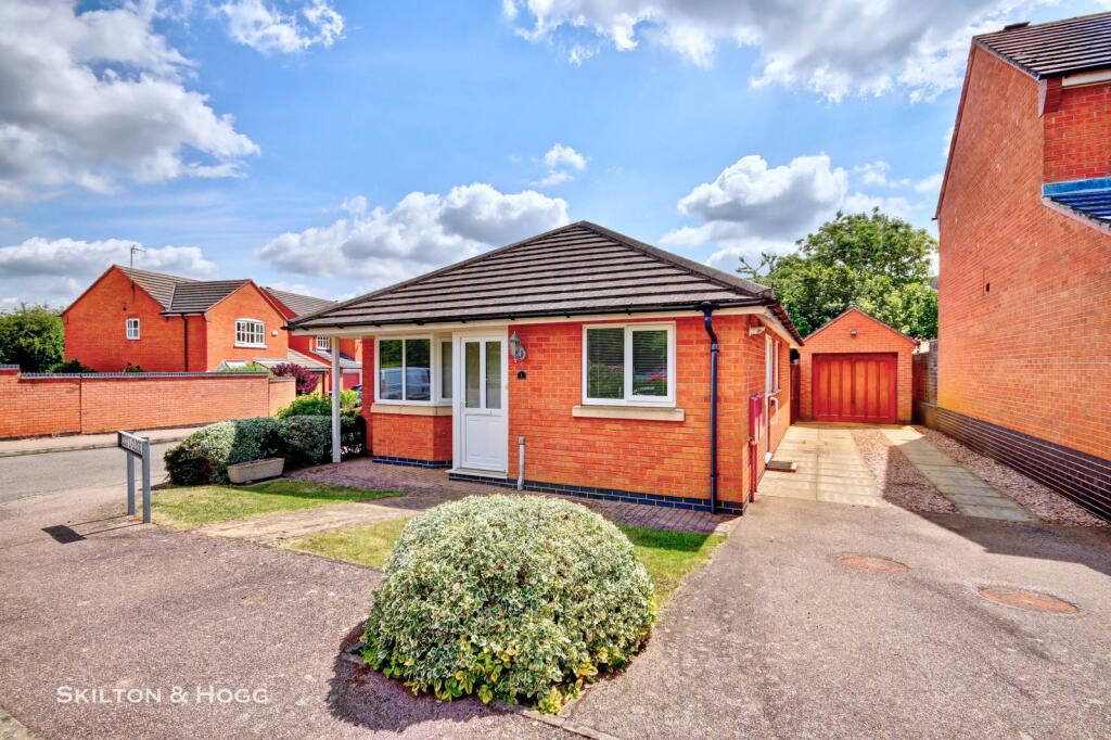 Main image of property: Cox's Close, Long Buckby, Northamptonshire, NN6 7GH