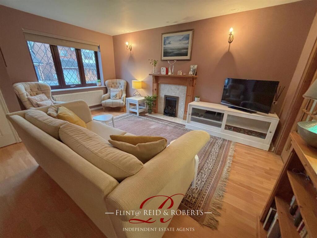 Additional property image - Pwll Y Hwyaden, Flint