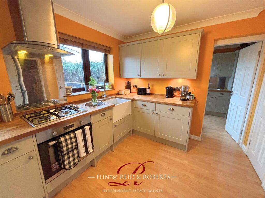 Additional property image - Pwll Y Hwyaden, Flint