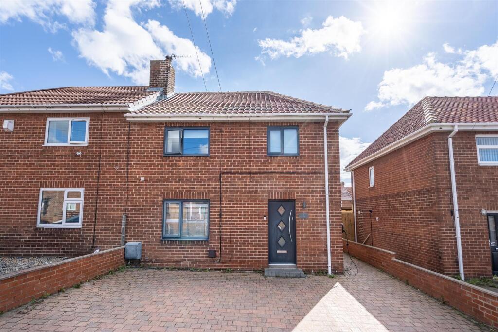 Main image of property: Rydal Mount, Newbiggin-By-The-Sea