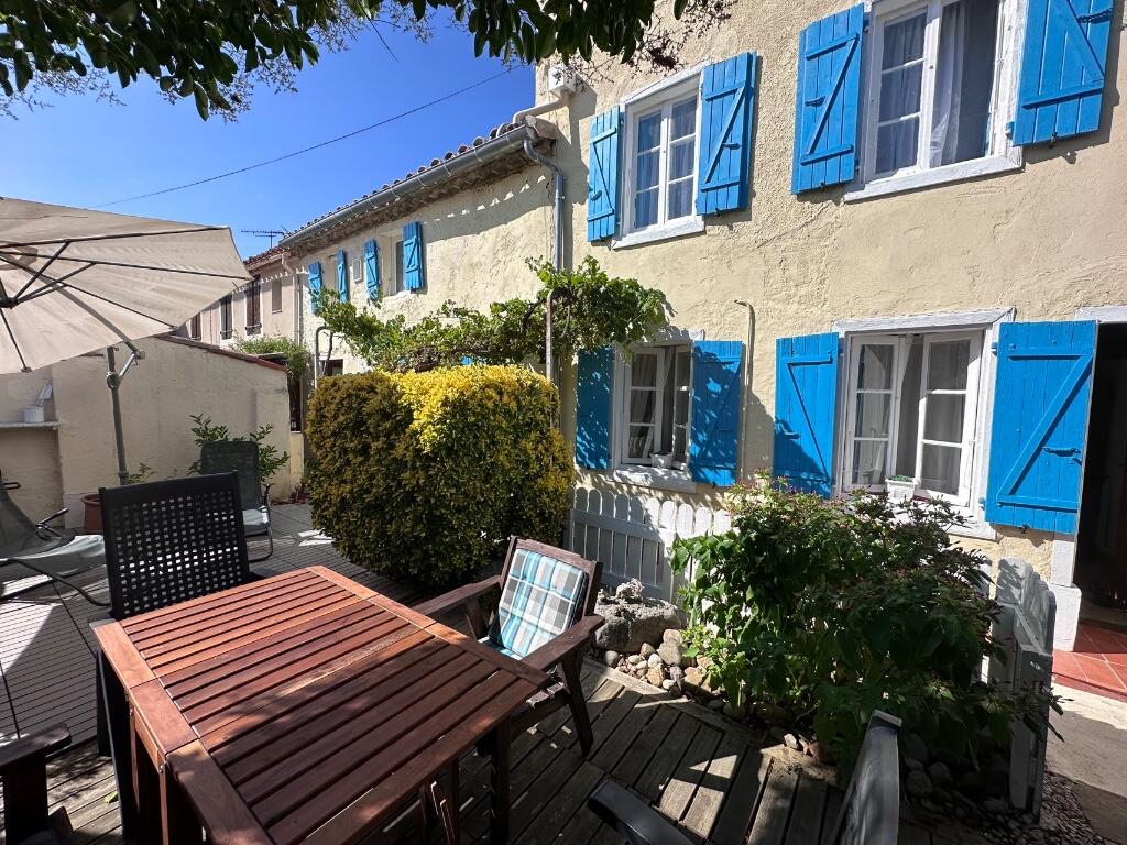 3 bed Village House in Montral, Aude...