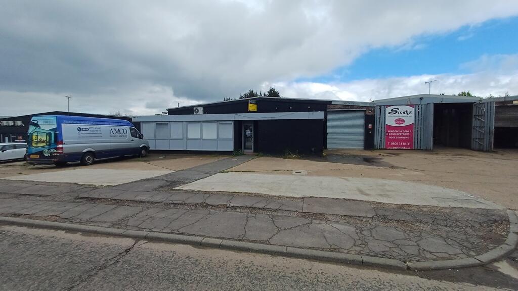 Main image of property: Unit 5, Robert Way, Wickford Business Park, Wickford, Essex, SS11