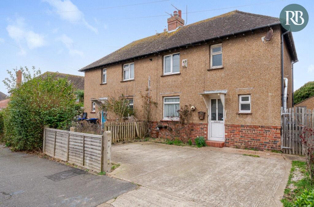 Main image of property: Elizabeth Road, Shoreham-by-sea, BN43 6YJ