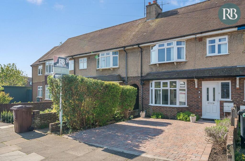 Main image of property: Windlesham Close, Portslade, Brighton & Hove, BN41 2LJ