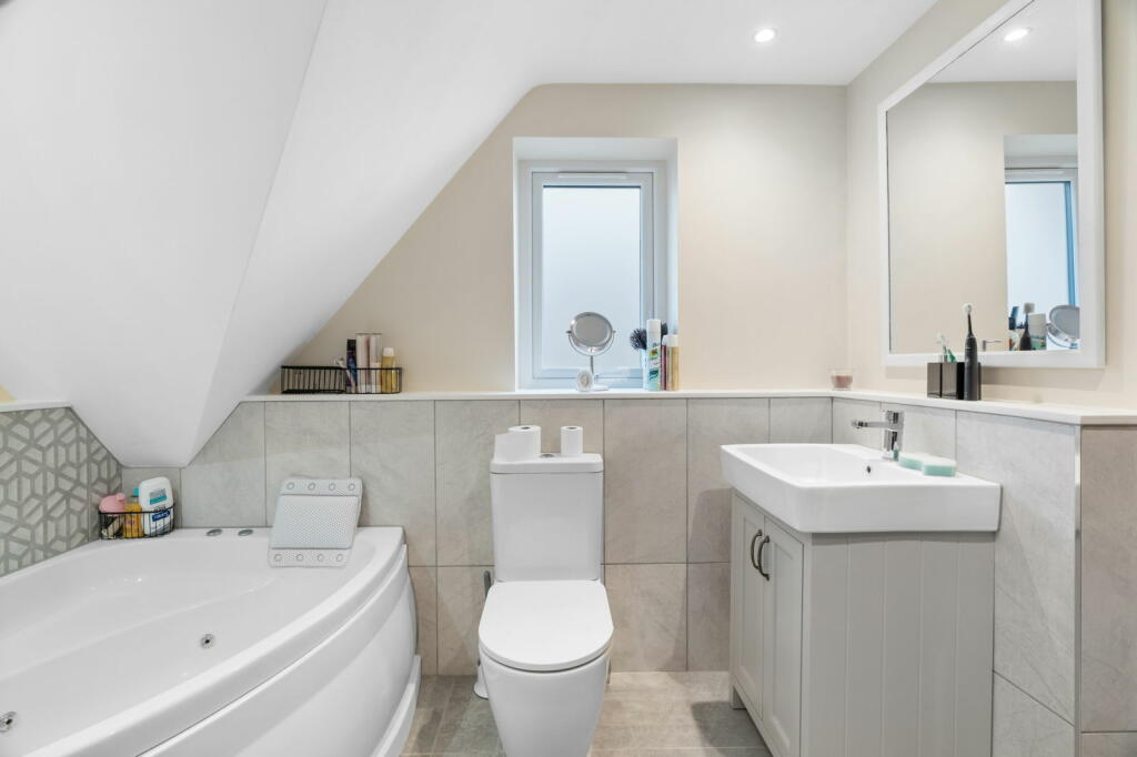 Additional property image - King Street, Rampton
