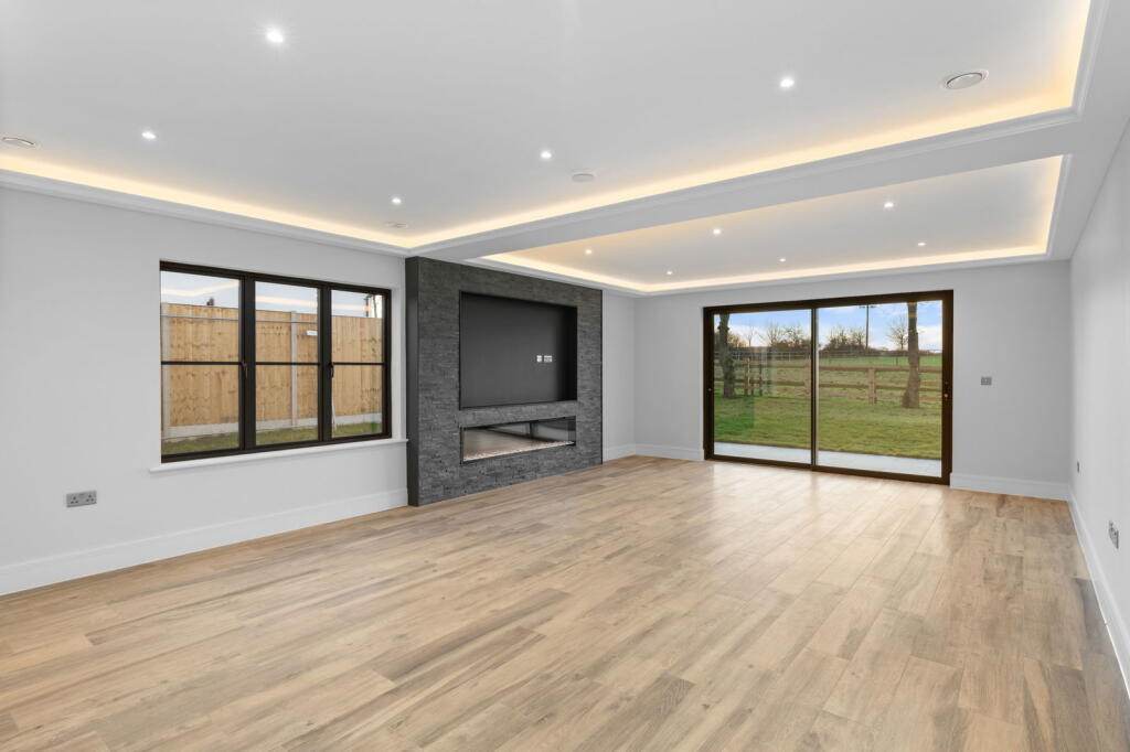 Additional property image - Roman Road, Radwinter