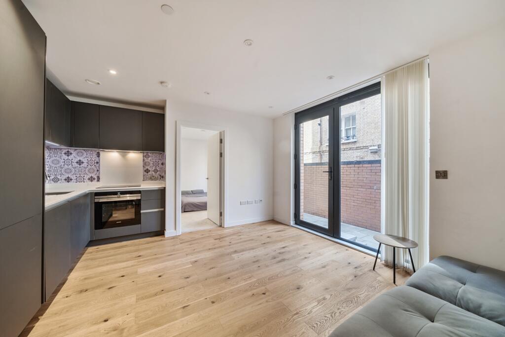 Main image of property: Eastlight Apartments, 18 Dock Street, London, E1