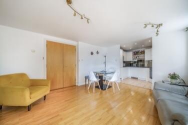 Main image of property: Basin Approach, London, E14