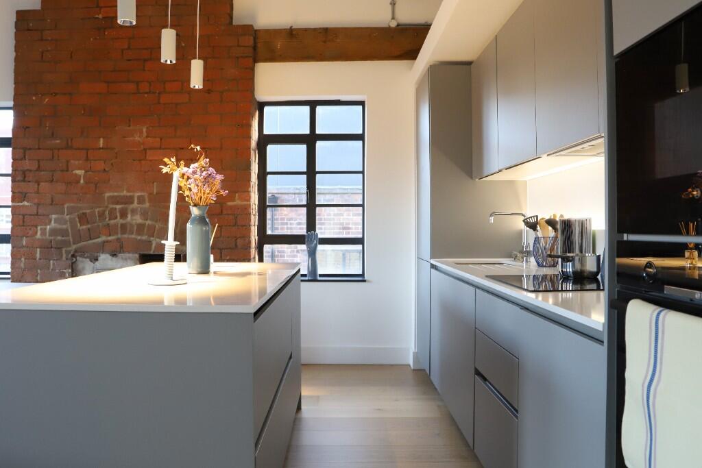 Main image of property: Thomas Street, Sheffield, S3