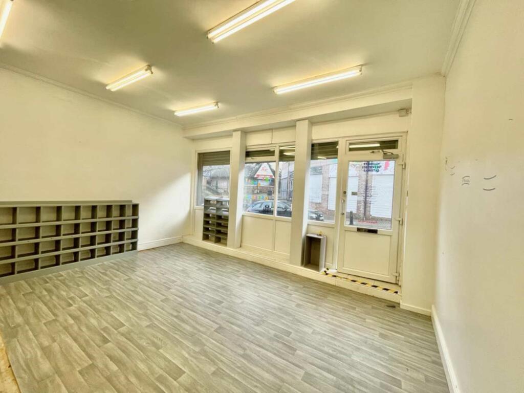 High street retail property for rent in High Street, Felling, NE10