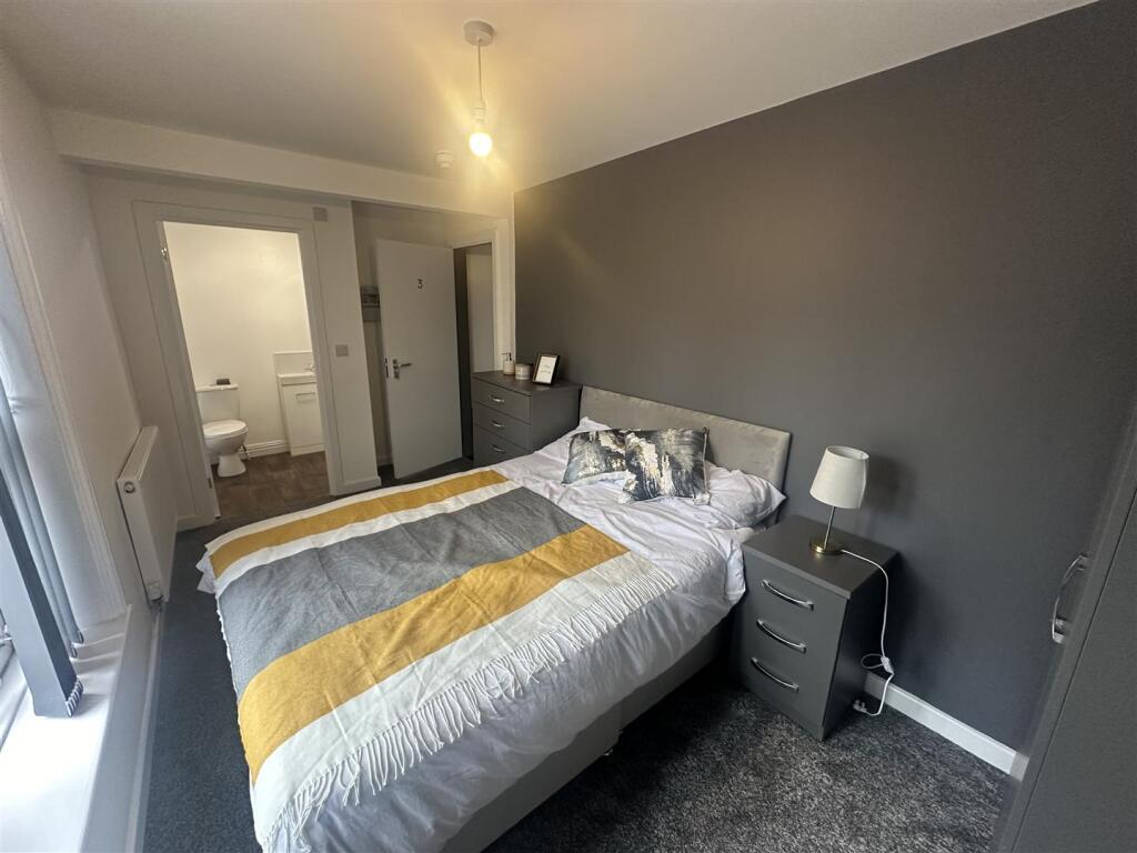 Main image of property: *BRAND NEW EN-SUITE ROOM* Portland Street, Sutton-In-Ashfield