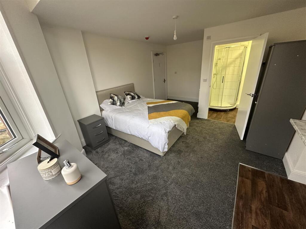 Main image of property: *En-Suite Room* St. John Street, Mansfield