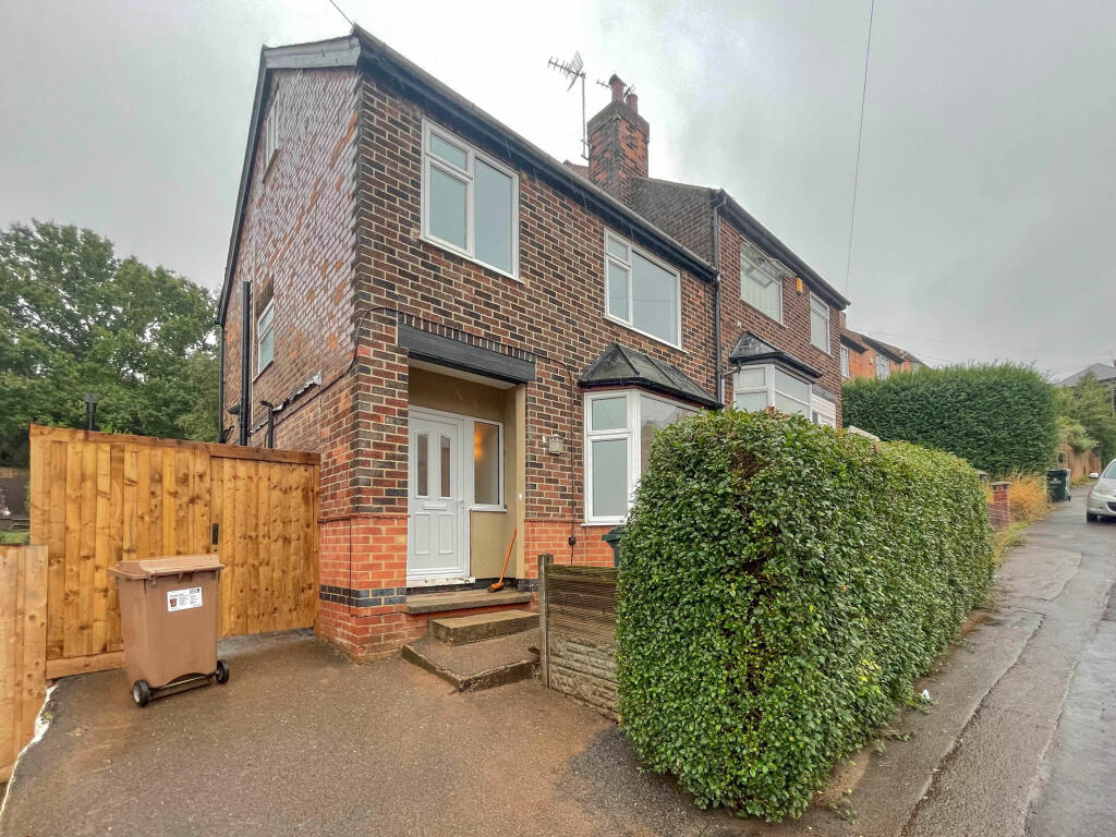3 bedroom semi-detached house for rent in 60 First Avenue Carlton, NOTTINGHAM, NG4 1PA, NG4