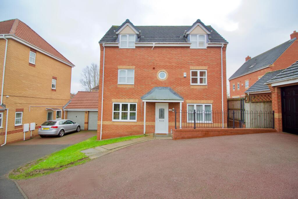 Main image of property: Edgefield Close, Hamilton, LEICESTER, Leicestershire, LE5