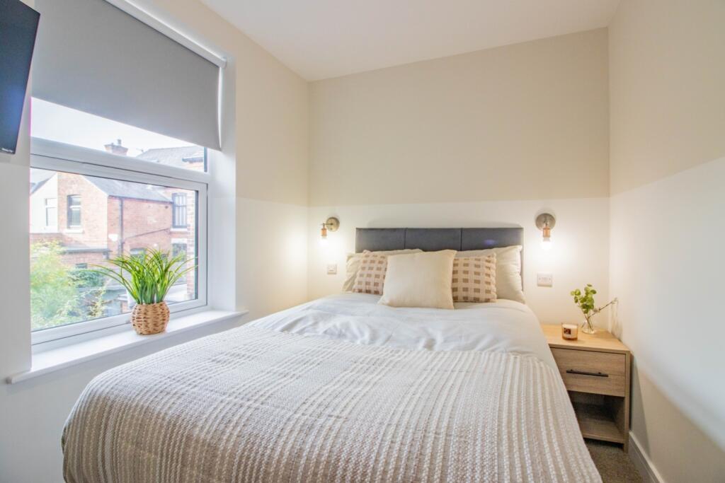 Main image of property: Room 3 80 Brookhill Street, Stapleford