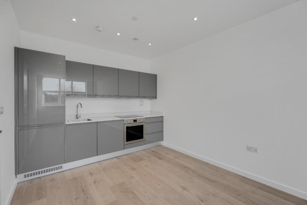 Main image of property: **LIMITED OFFER: 2 WEEKS RENT FREE - Sunrise Parkway, Milton Keynes