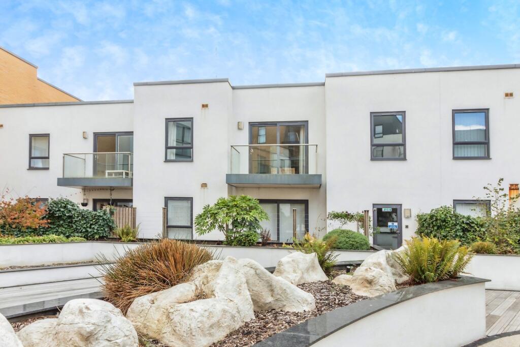 Main image of property: Bedwyn Mews, Peregrine House Bedwyn Mews, RG2