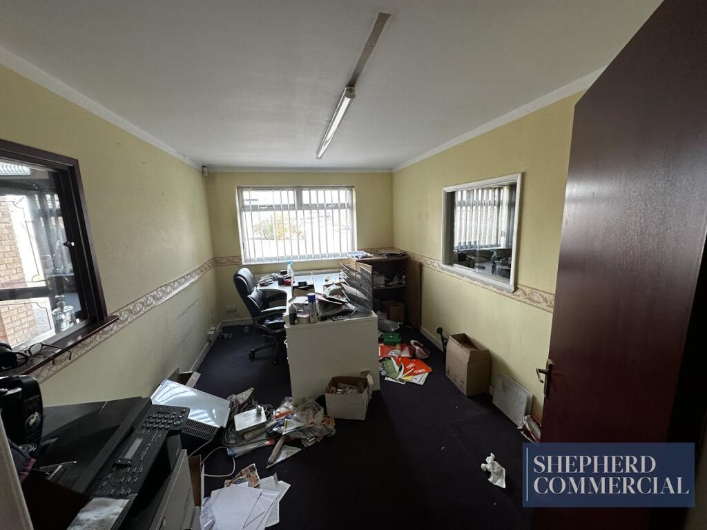 Additional property image - Unit 2, The Quadrant, Nuneaton, CV11 6RS