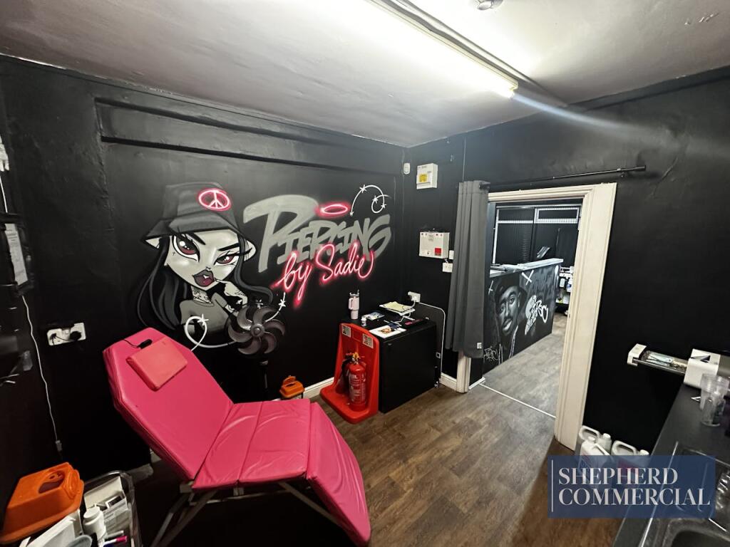 Additional property image - 67 High Street, Alcester, B49 5AF