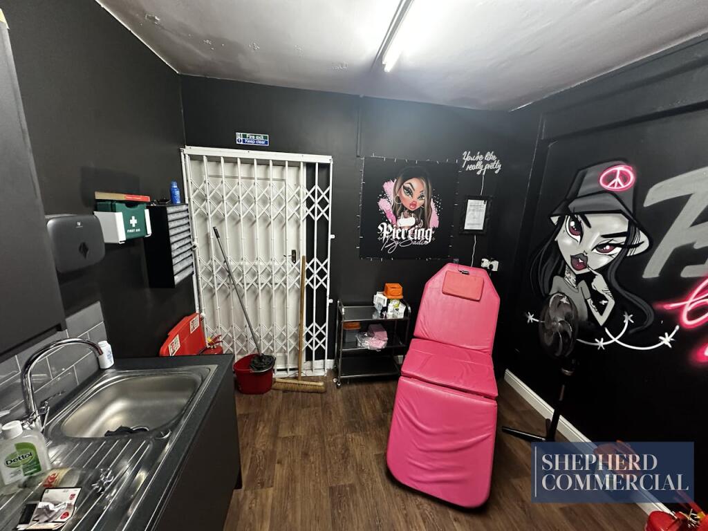 Additional property image - 67 High Street, Alcester, B49 5AF