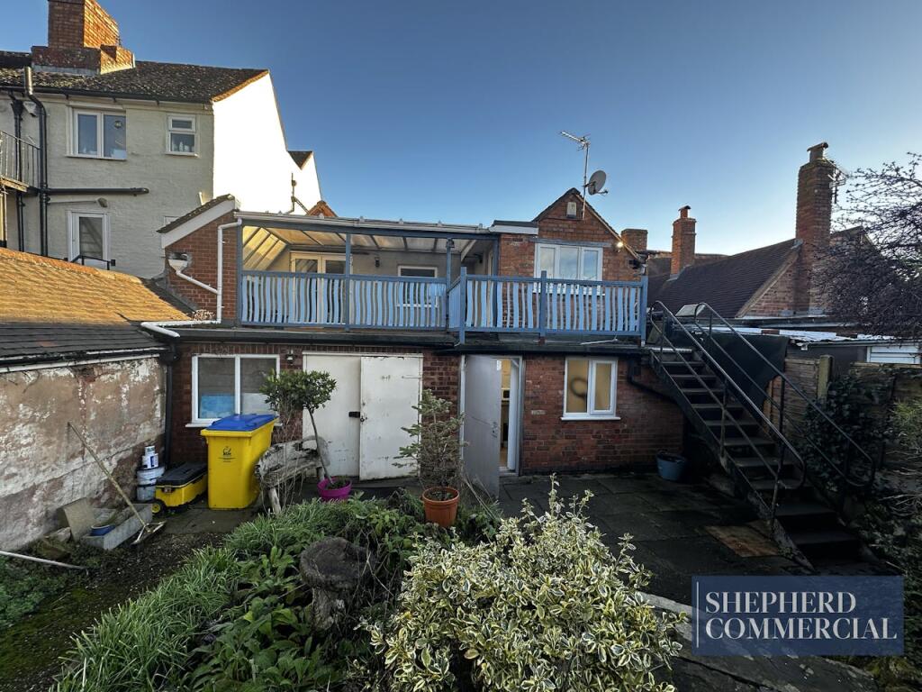 Additional property image - 124 High Street, Coleshill, Birmingham, B46 3BJ