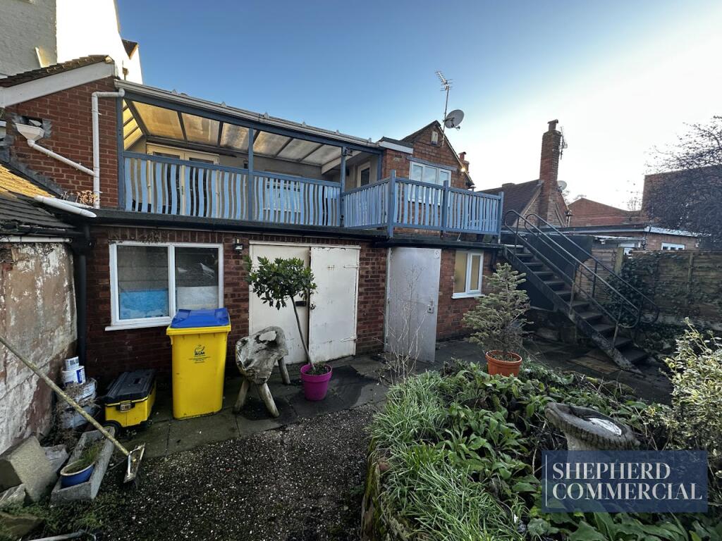 Additional property image - 124 High Street, Coleshill, Birmingham, B46 3BJ