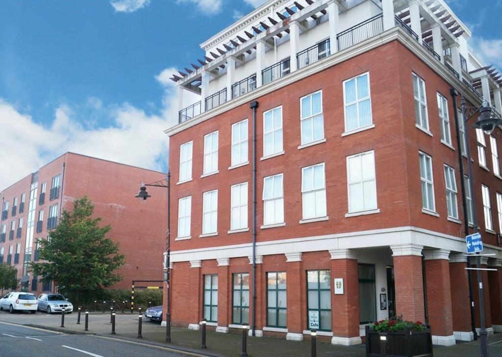 Main image of property: 3 Wharf House, Waterside, Solihull, B90 1UE