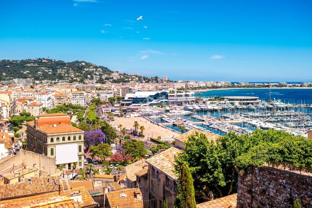 Main image of property: Provence-Alps-Cote d`Azur, Alpes-Maritimes, Cannes