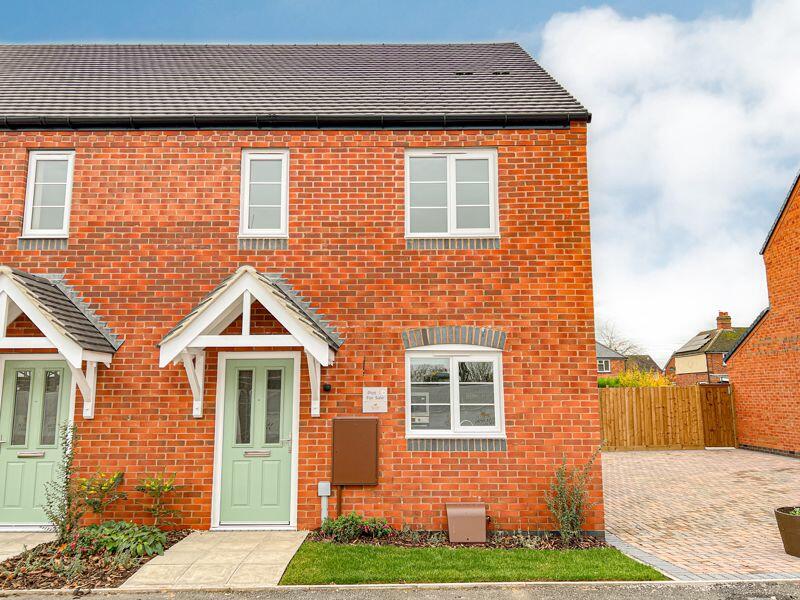 2 bedroom semidetached house for sale in Woodwinds, Warton, Tamworth