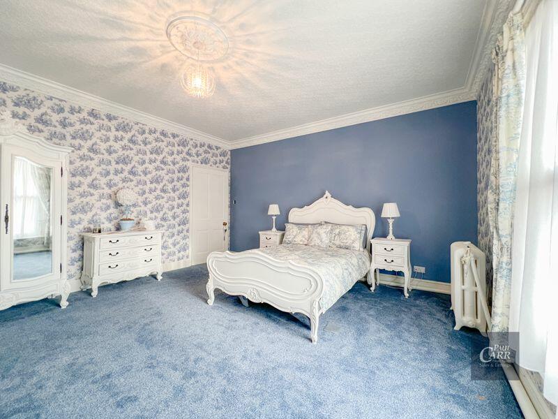 Additional property image - Parkfield House, Watling Street, Two Gates, Tamworth, B77 1HW