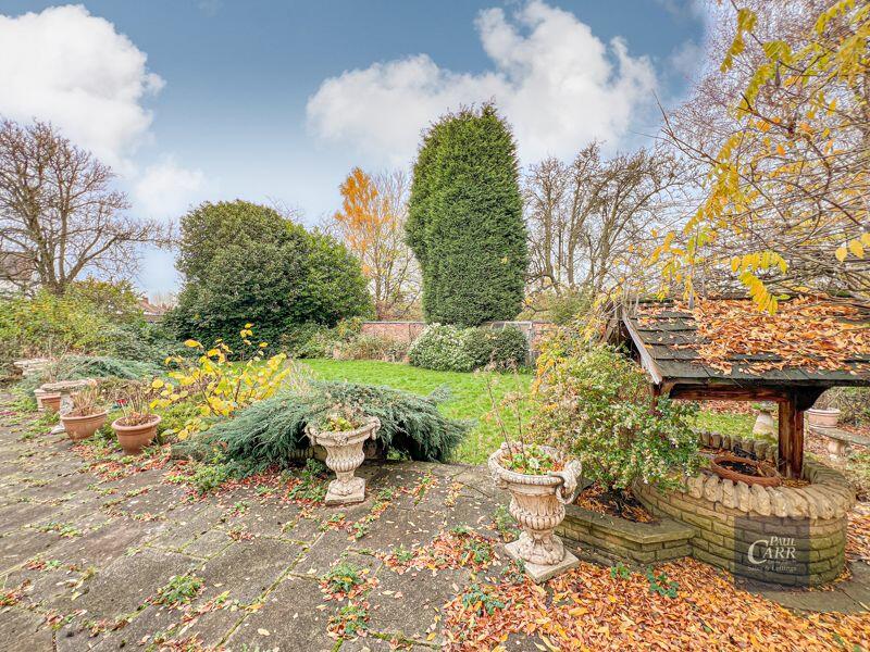 Additional property image - Parkfield House, Watling Street, Two Gates, Tamworth, B77 1HW