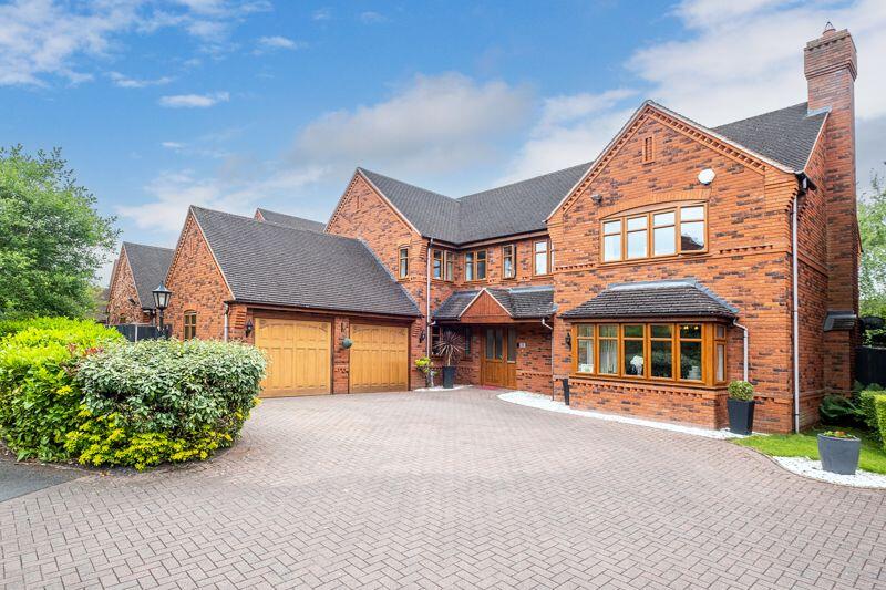 Main image of property: Denstone House, Clayton Drive, Lichfield, WS13 6GE - Exclusive Detached Home on a Private Road