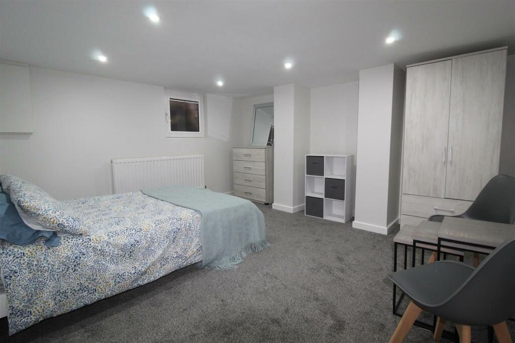 1 bedroom apartment for rent in Glebe Avenue, Leeds, LS5
