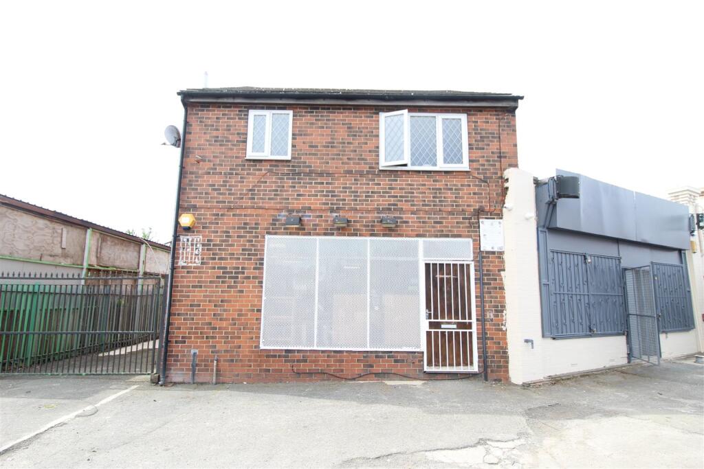 Main image of property: Easy Road, Cross Green, Leeds