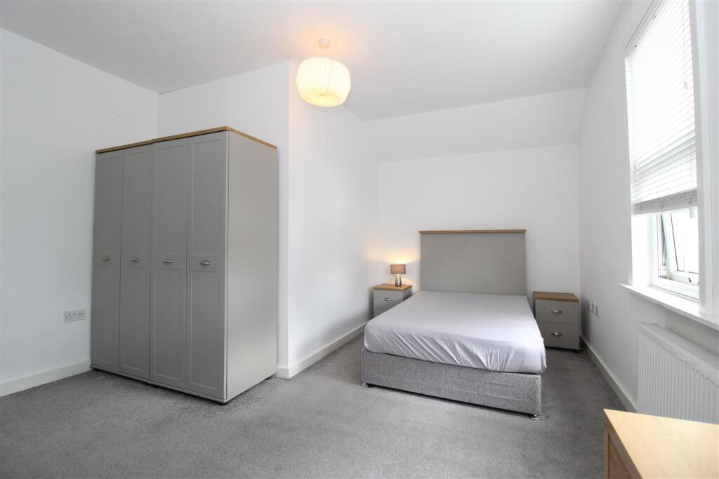 Main image of property: Kirkstall Avenue, Leeds