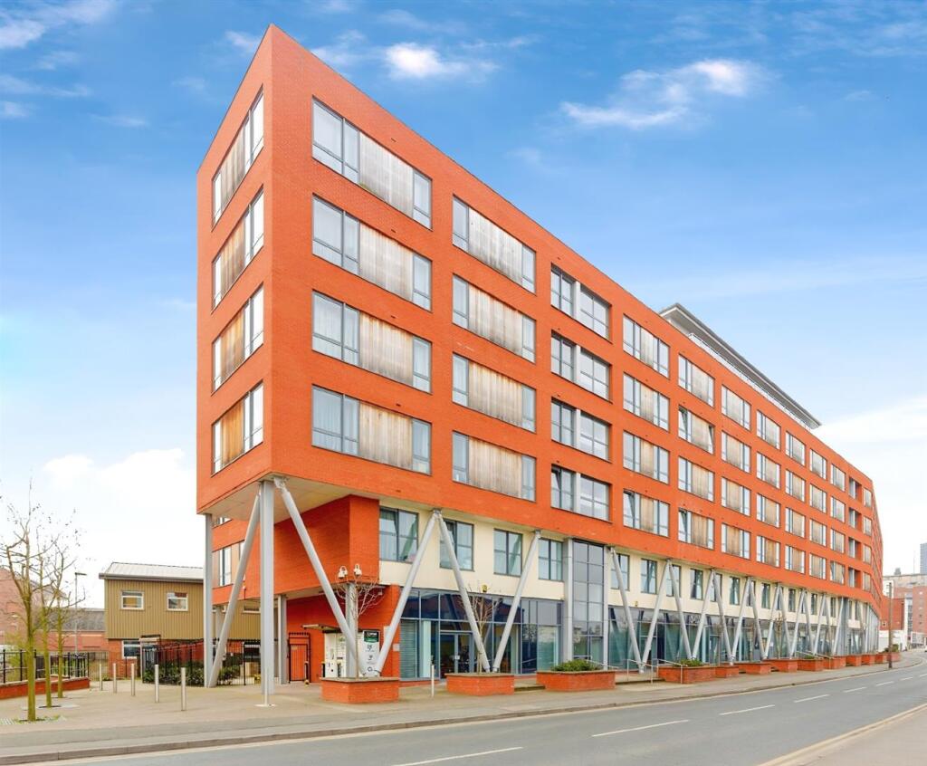 Main image of property: Skinner Lane, Leeds