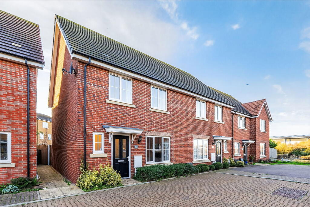 Main image of property: Harrier Leys, Wixams