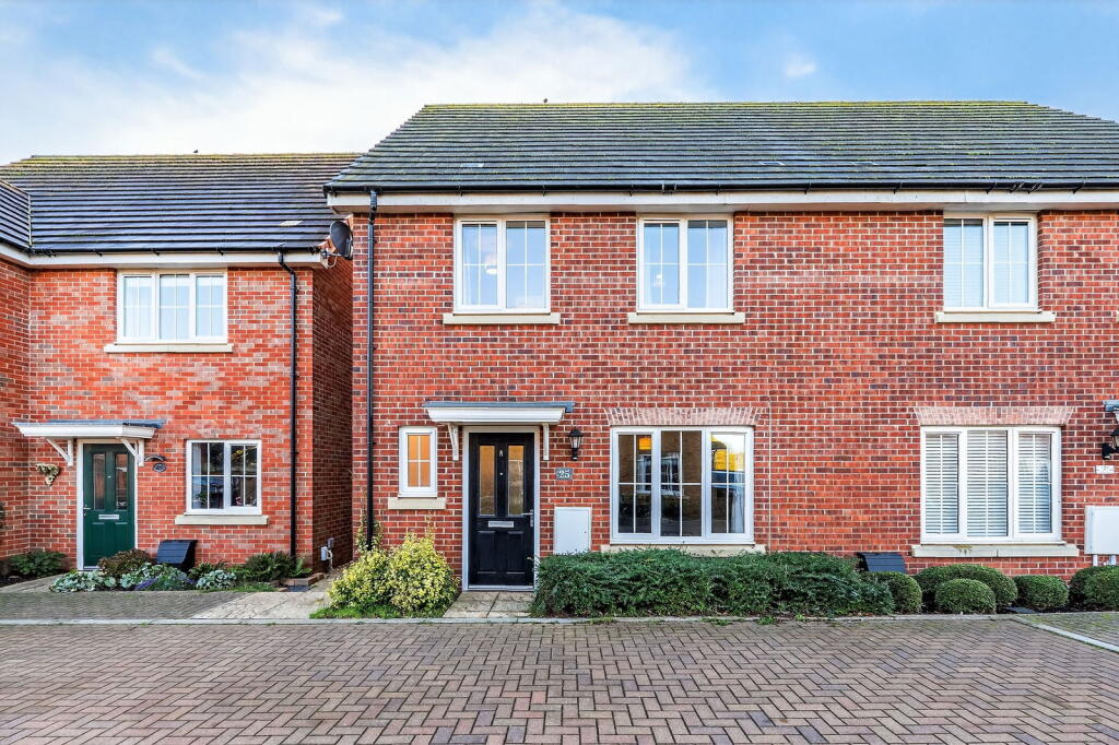 Main image of property: Harrier Leys, Wixams