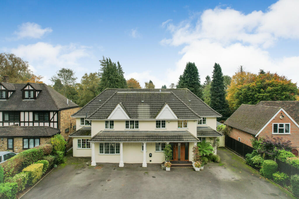 Main image of property: Park Avenue, Chorleywood, WD3