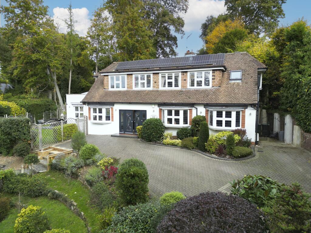 Main image of property: The Drive, Rickmansworth, WD3