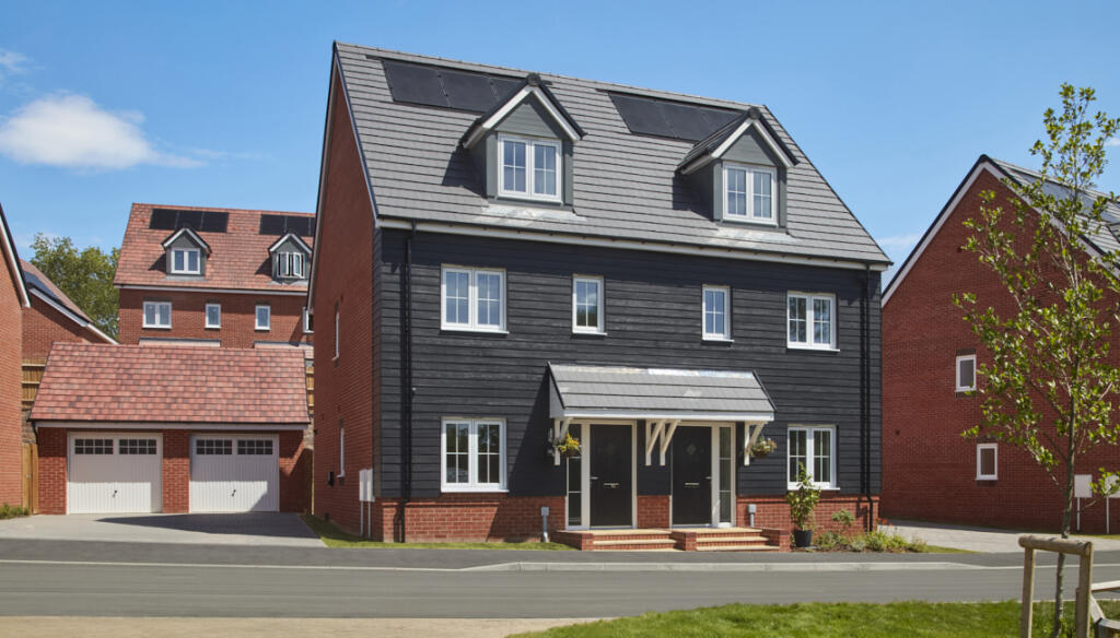 Main image of property: Northaw Road East,
Cuffley,
Hertfordshire,
EN6 4RD